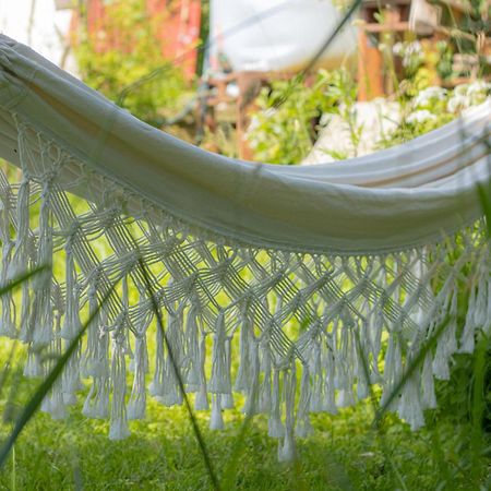 Hostel Oder Ferienwohnung 1-16 Personen Im Blauen Haus Fehmarn Luaran gambar