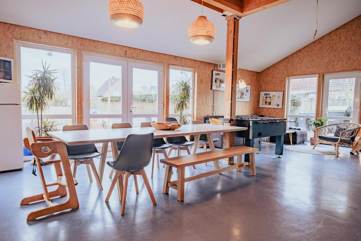 Hostel Oder Ferienwohnung 1-16 Personen Im Blauen Haus Fehmarn Luaran gambar