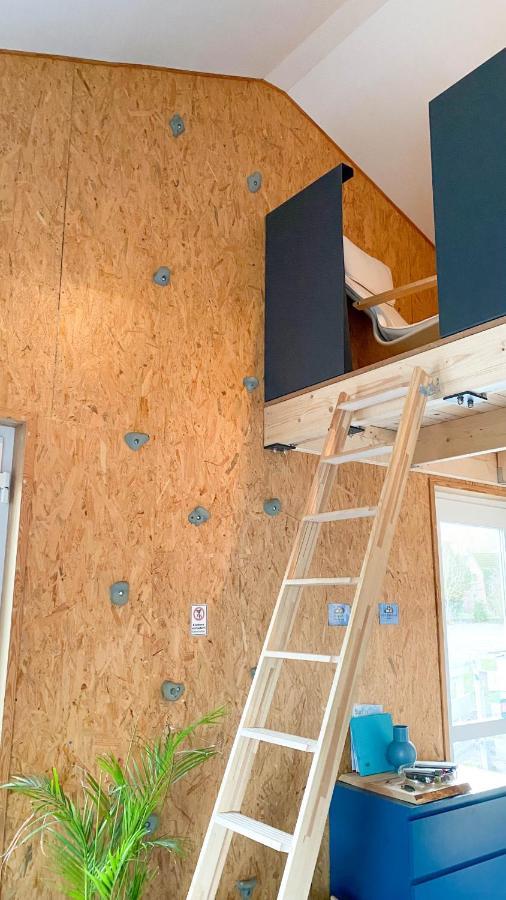 Hostel Oder Ferienwohnung 1-16 Personen Im Blauen Haus Fehmarn Luaran gambar