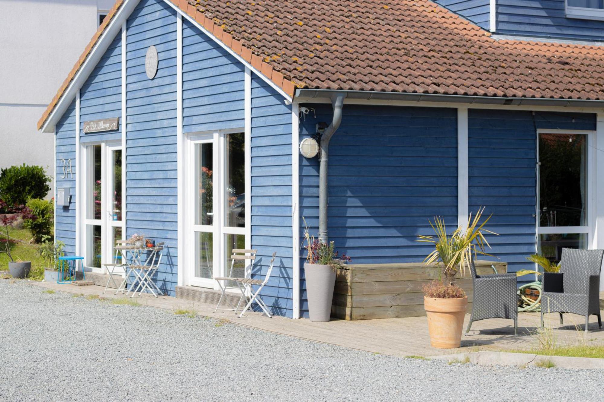 Hostel Oder Ferienwohnung 1-16 Personen Im Blauen Haus Fehmarn Luaran gambar