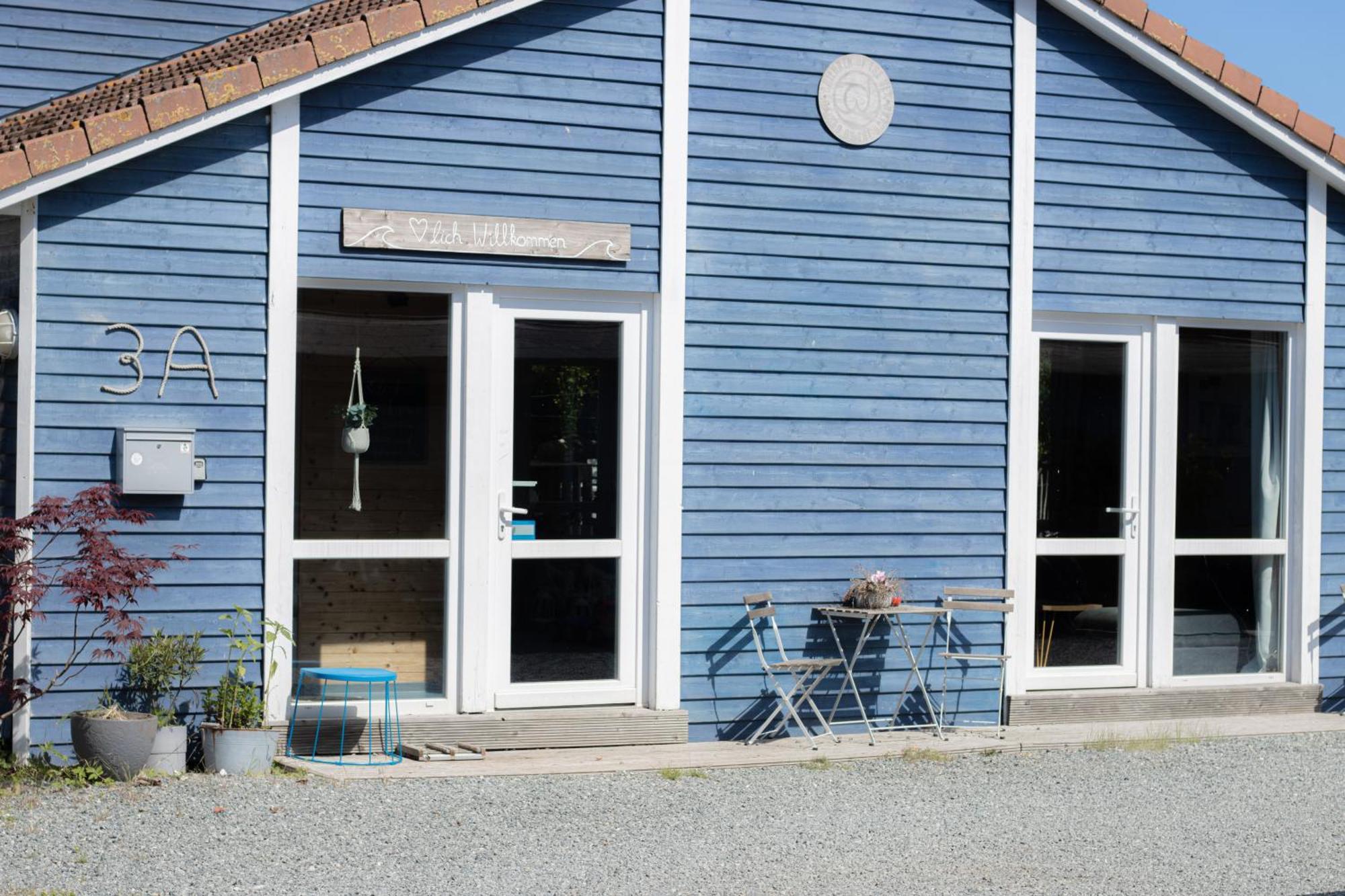 Hostel Oder Ferienwohnung 1-16 Personen Im Blauen Haus Fehmarn Luaran gambar