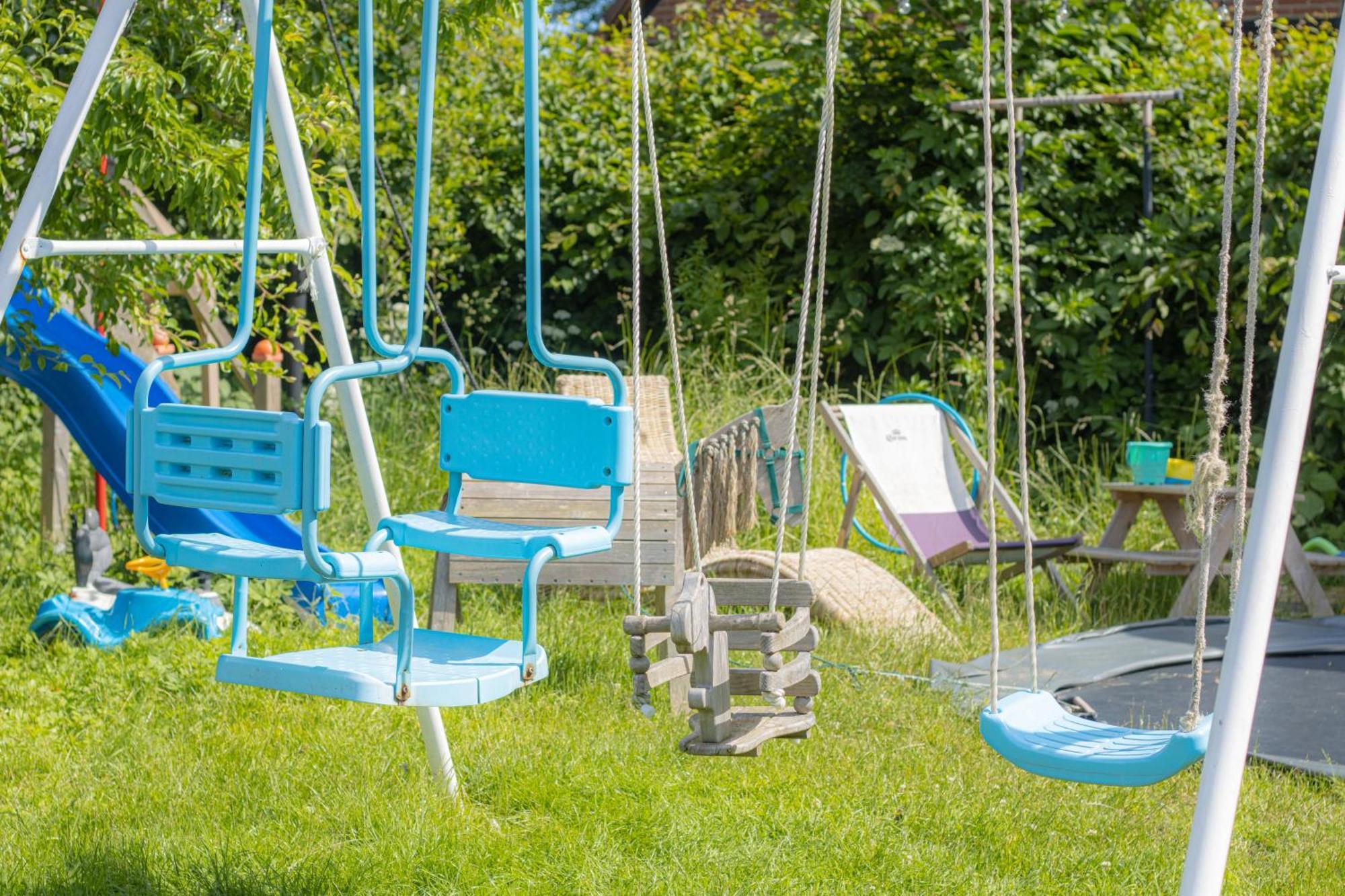 Hostel Oder Ferienwohnung 1-16 Personen Im Blauen Haus Fehmarn Luaran gambar