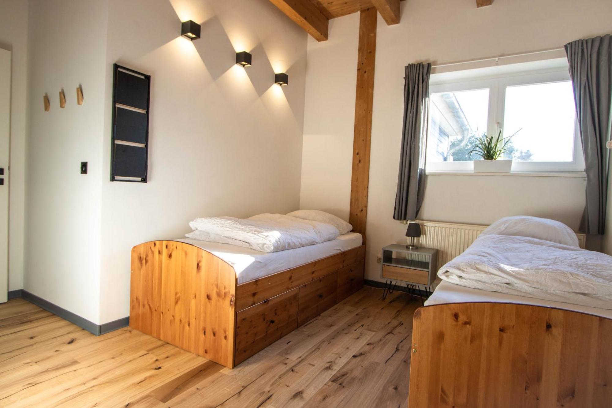 Hostel Oder Ferienwohnung 1-16 Personen Im Blauen Haus Fehmarn Luaran gambar
